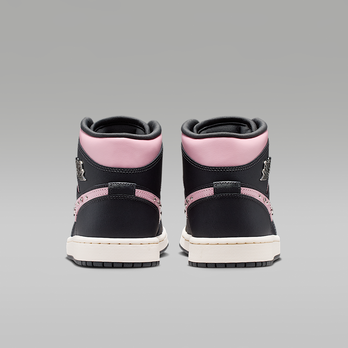 Air Jordan 1 Mid SE Shoes