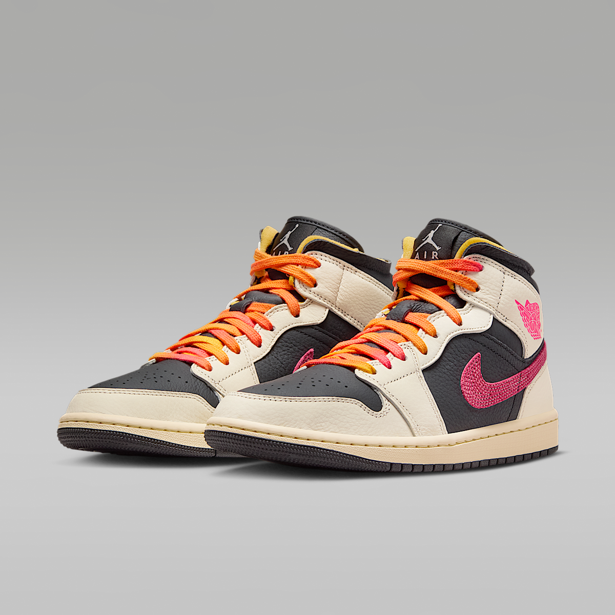 Air 1 Mid SE Edge Shoes