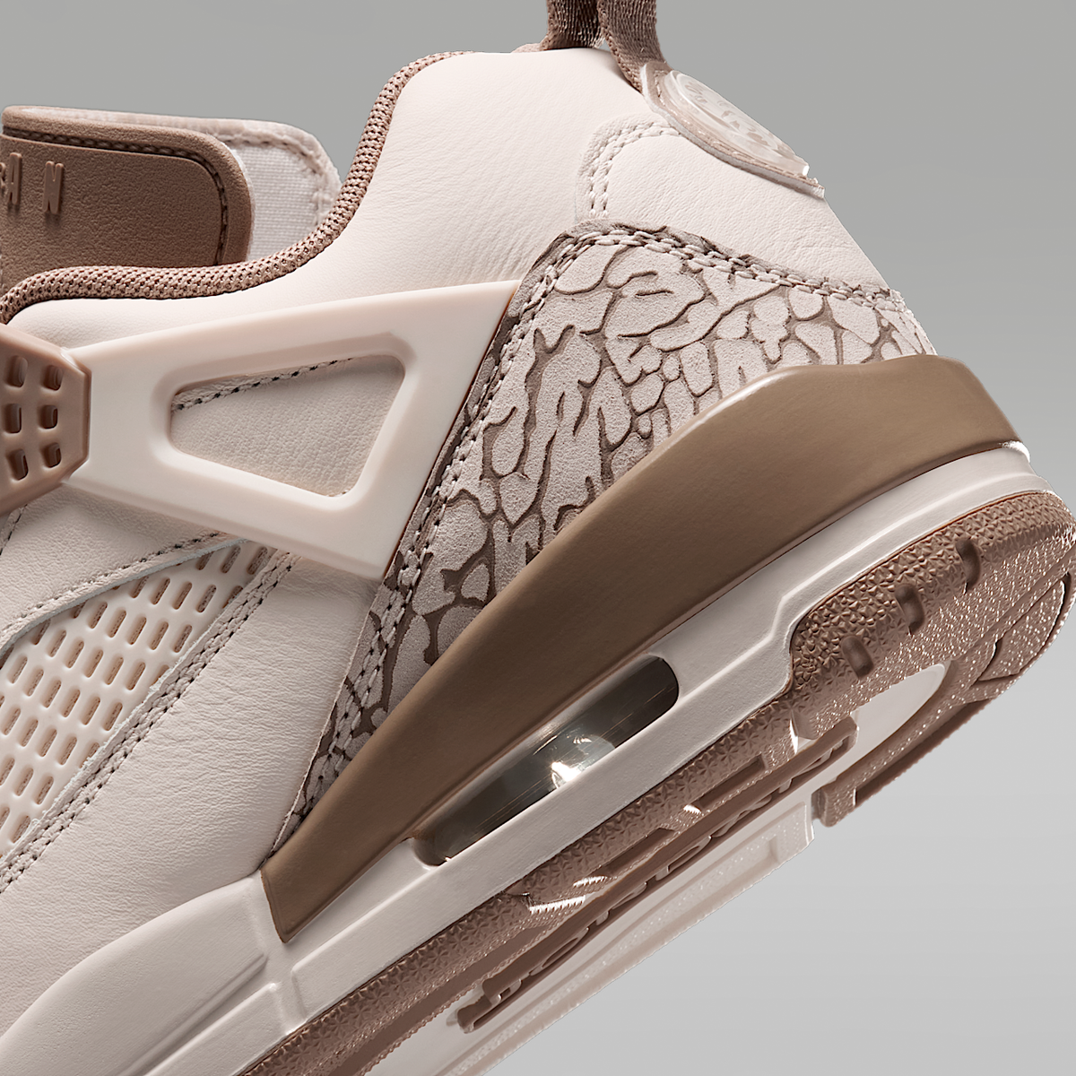 Spizike Low Shoes