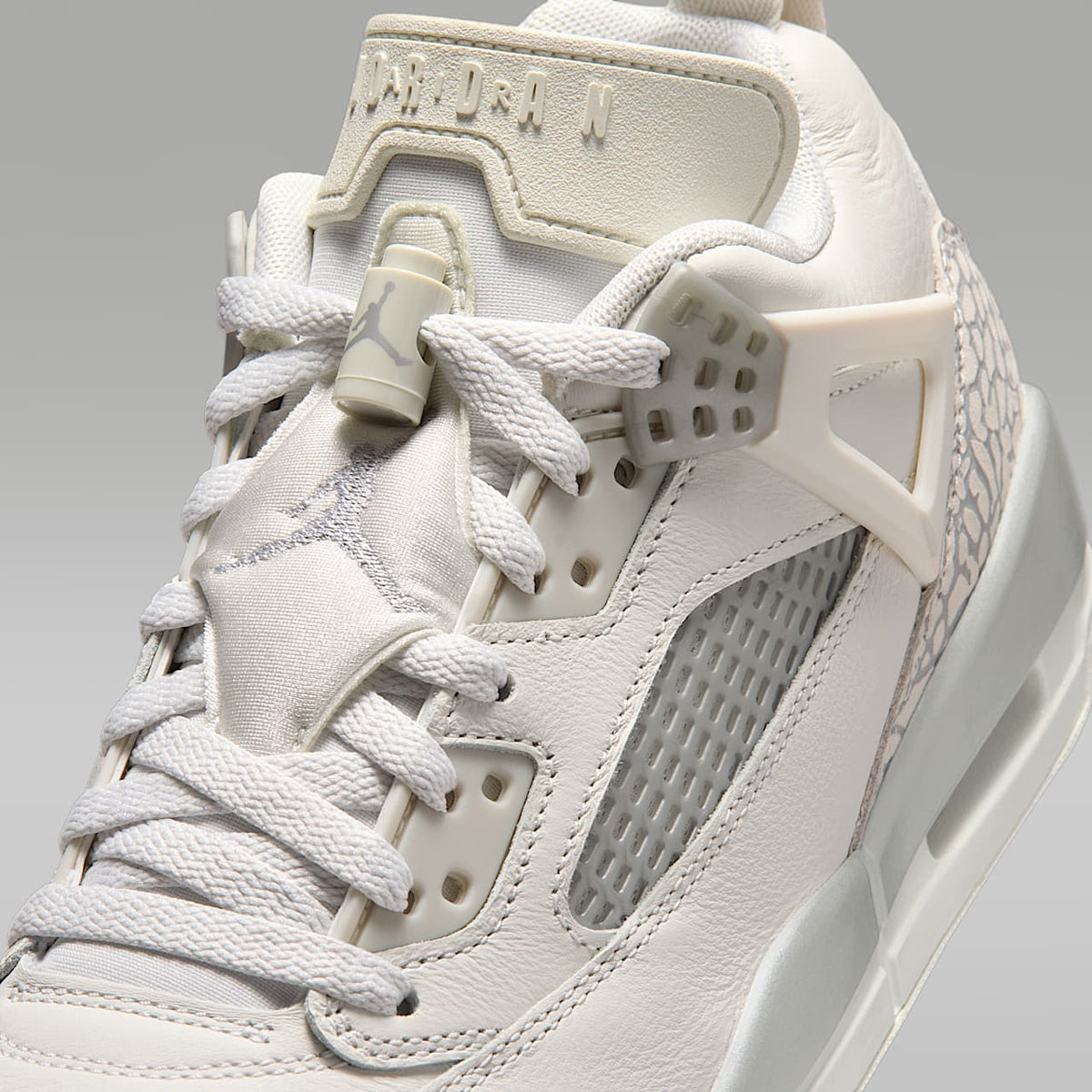 Spizike Low Shoes