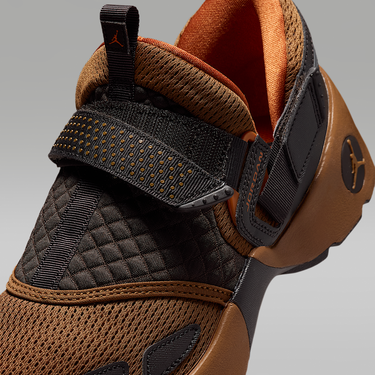Trunner LX Shoes