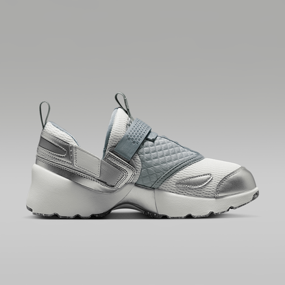 Trunner LX Shoes