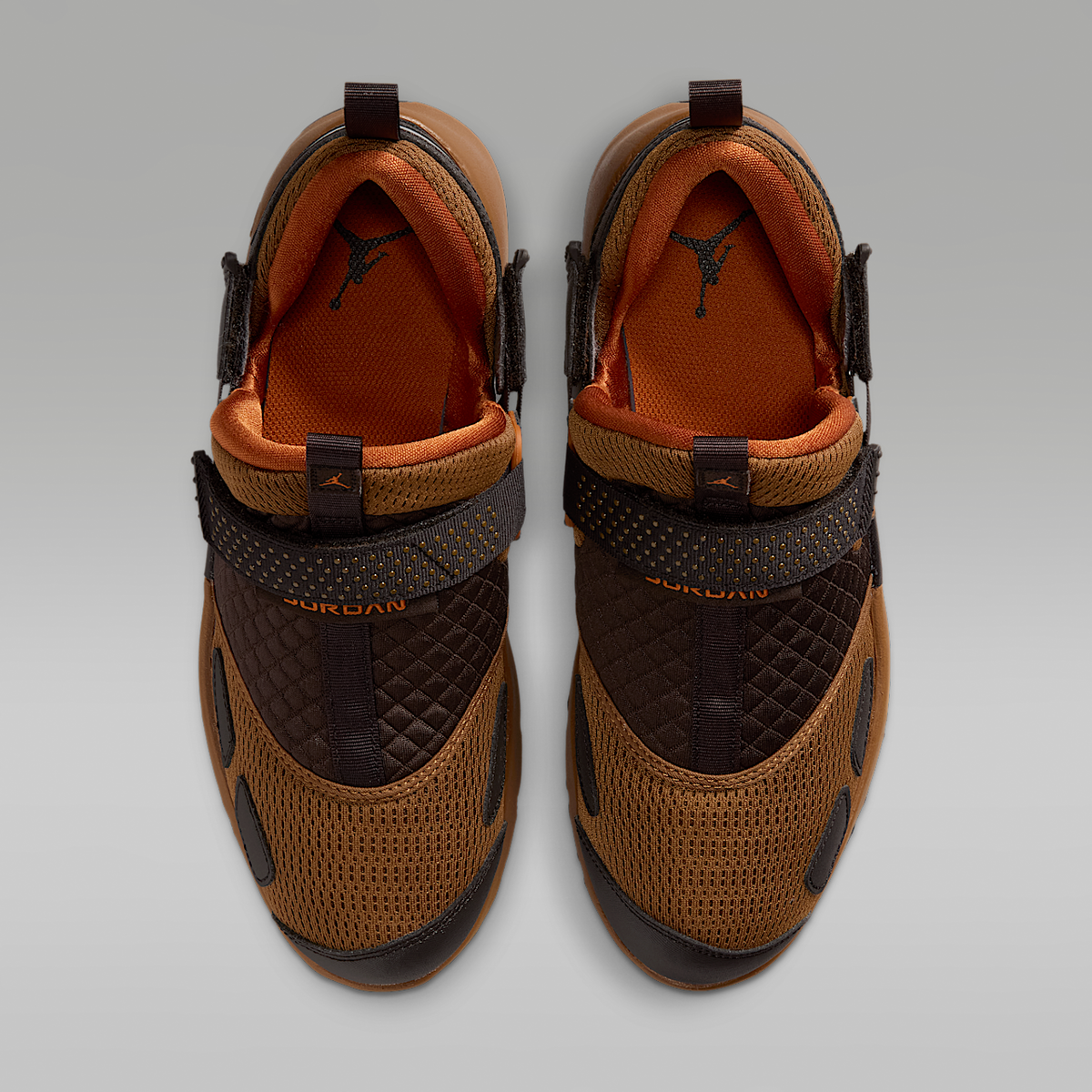 Trunner LX Shoes