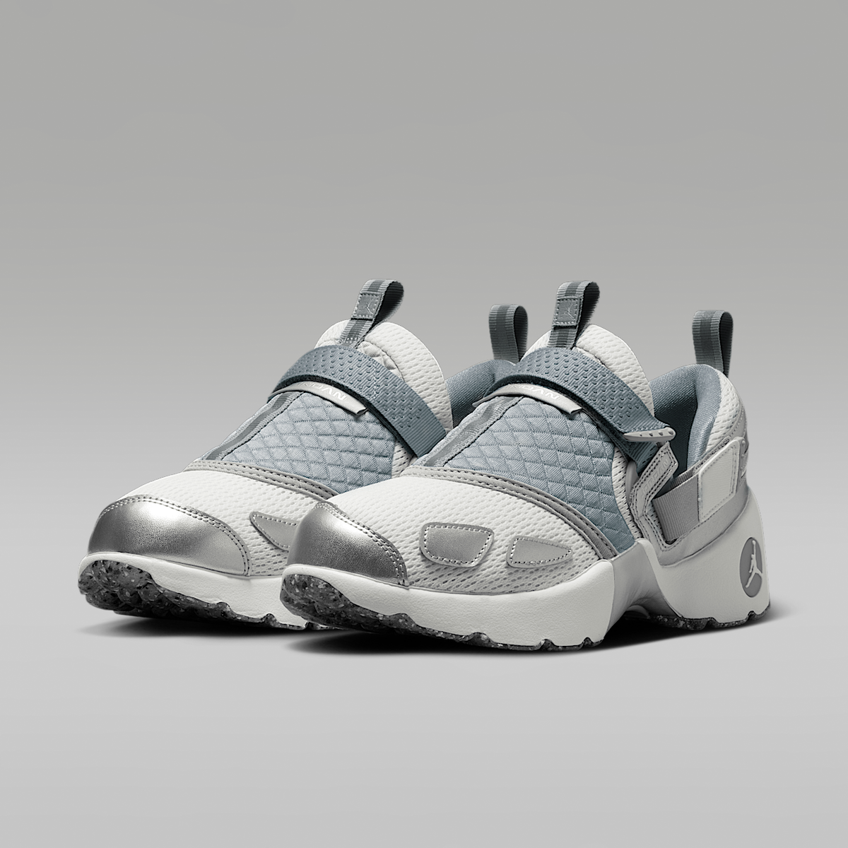 Trunner LX Shoes