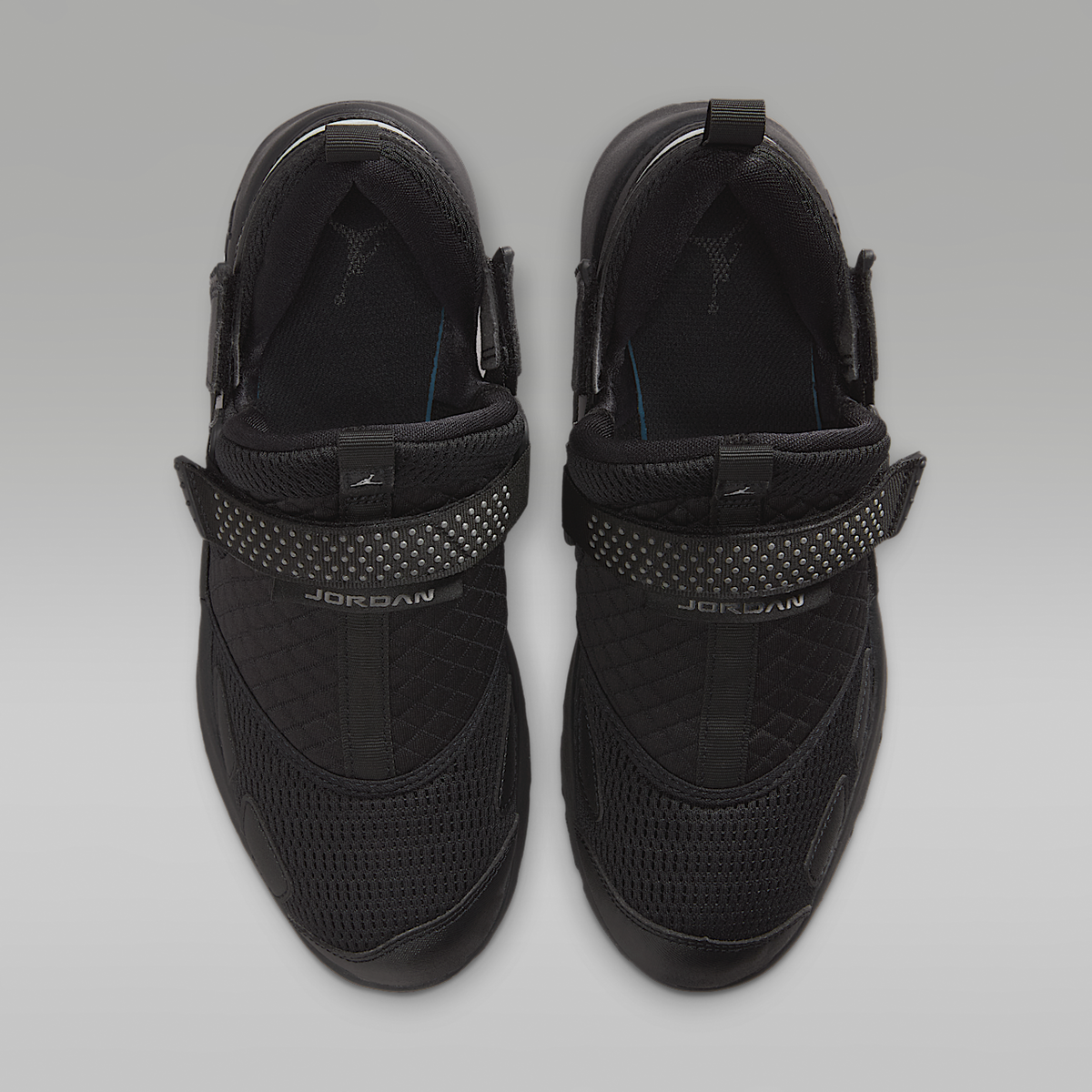 Trunner LX Shoes