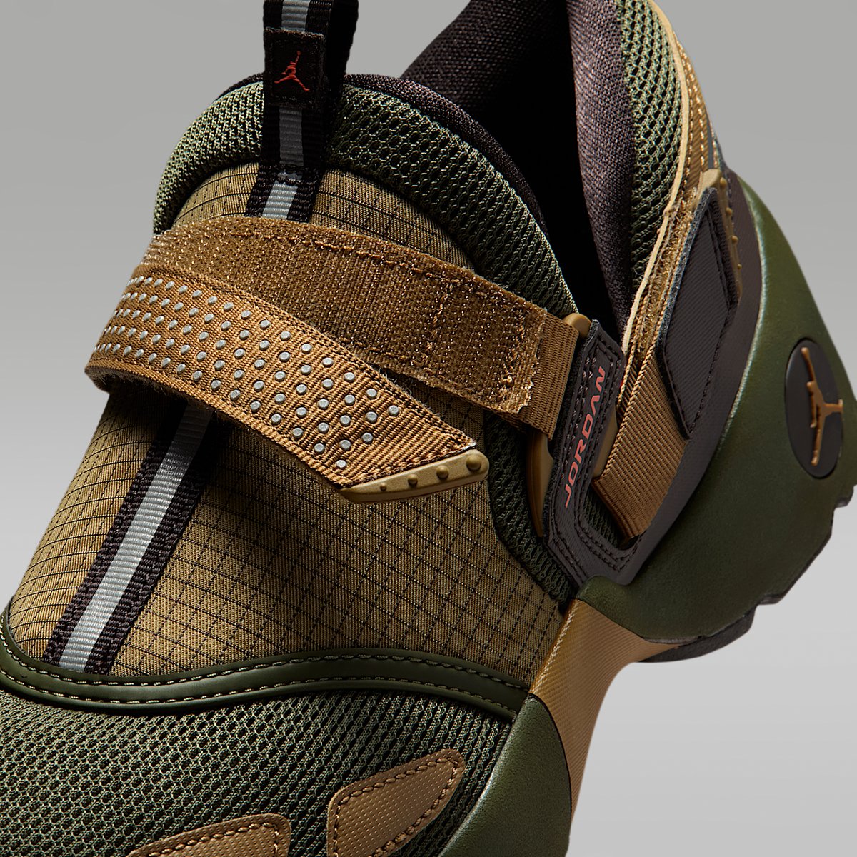 Trunner LX Shoes
