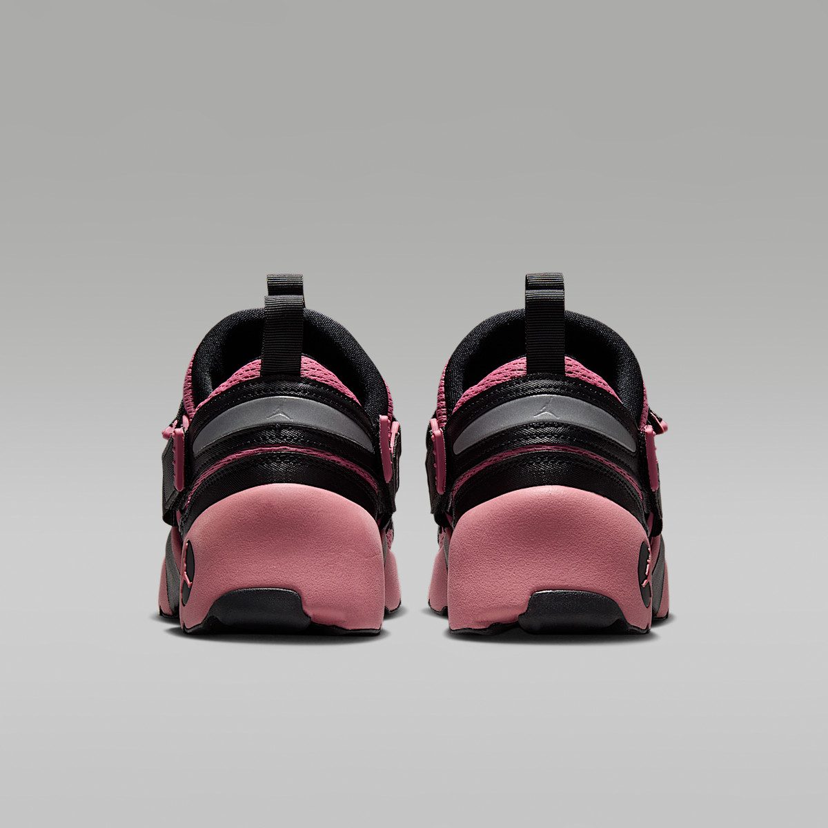 Trunner LX Shoes