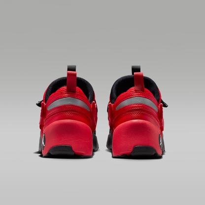 Trunner LX Sneakers
