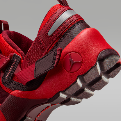 Trunner LX Shoes