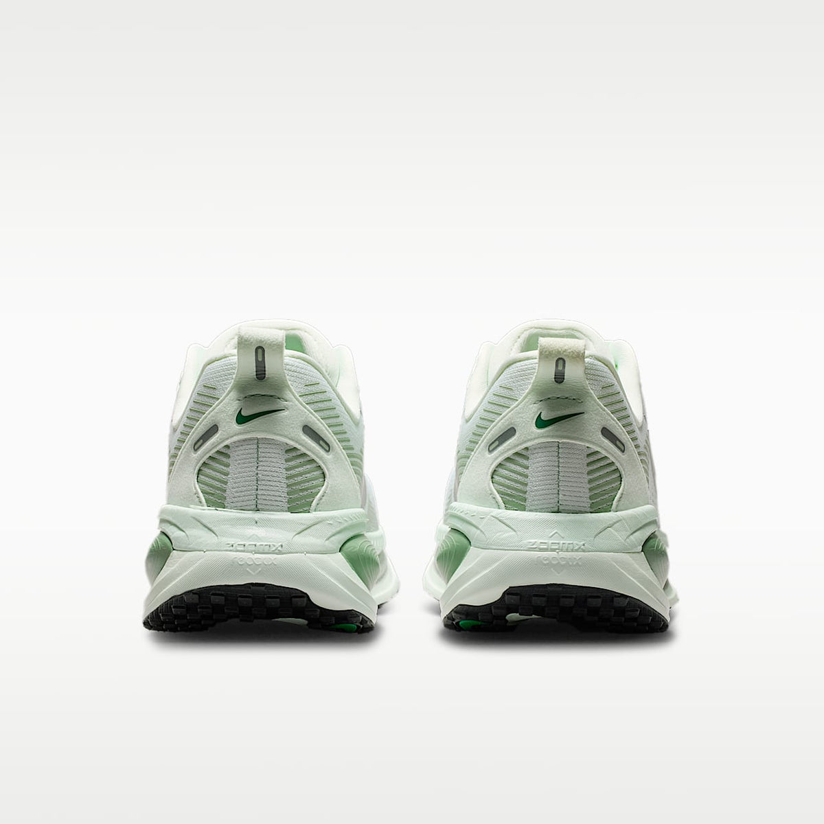 Vomero 18 Road Running Shoes