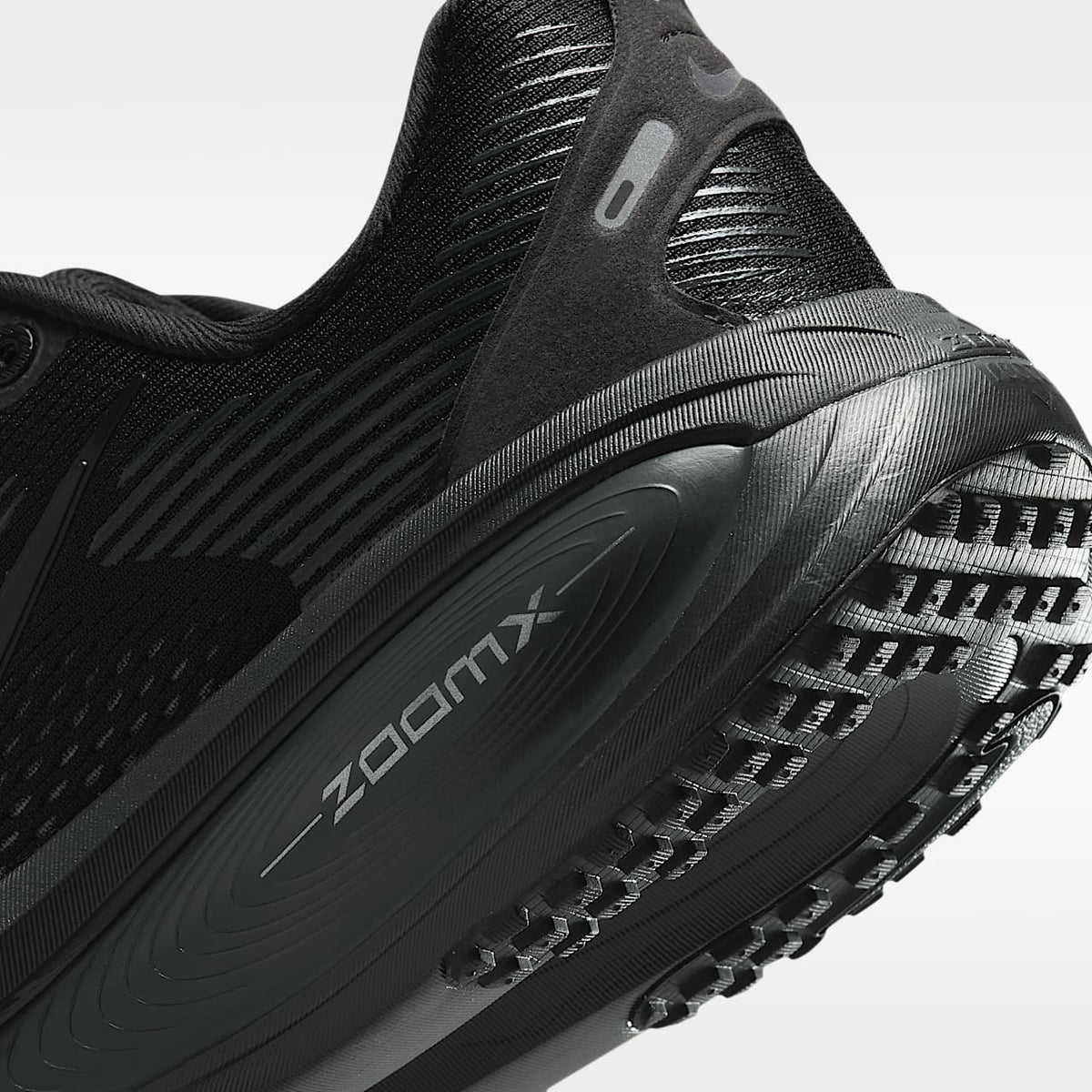 Vomero 18 Road Running Shoes