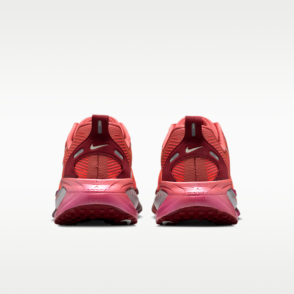 Vomero 18 SE Road Running Shoes