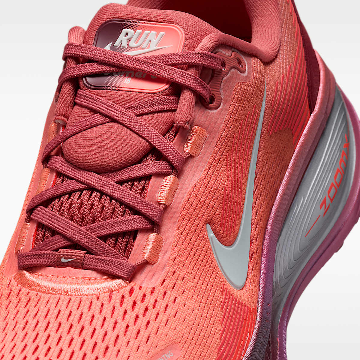 Vomero 18 SE Road Running Shoes