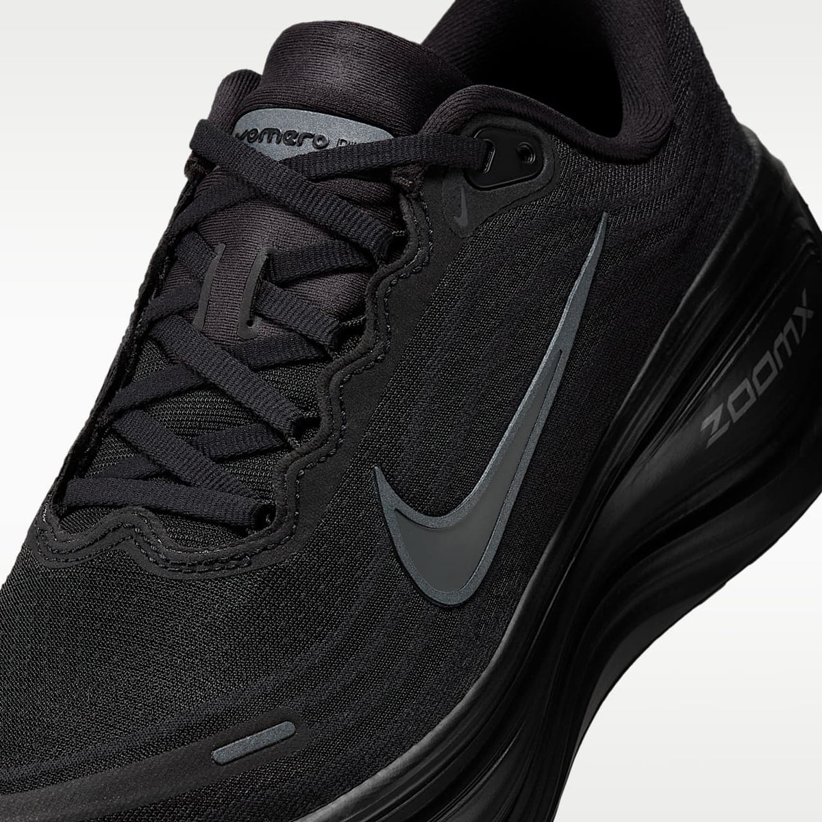 Vomero Plus Road Running Shoes