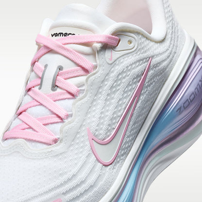 Vomero Plus Womenâ€TMs Road Running Sneakers