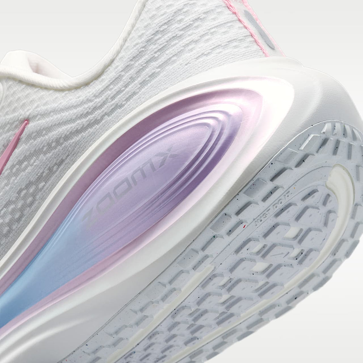 Vomero Plus Womenâ€TMs Road Running Sneakers
