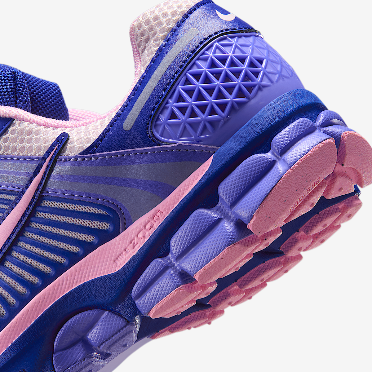Nike Zoom Vomero 5 Women's Shoes FJ2028-402