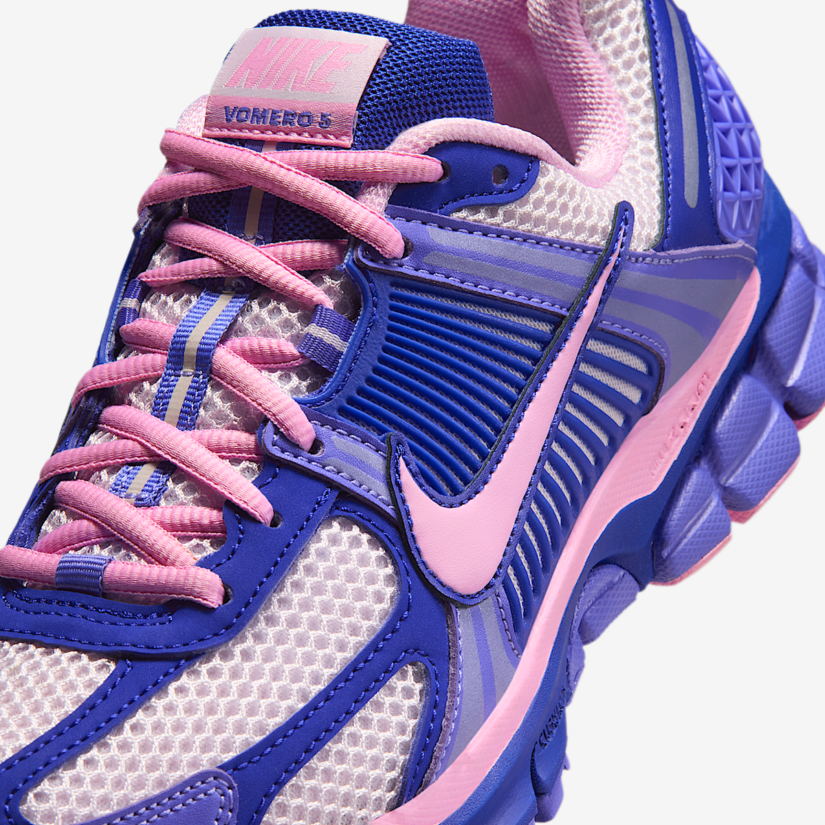 Nike Zoom Vomero 5 Women's Shoes FJ2028-402
