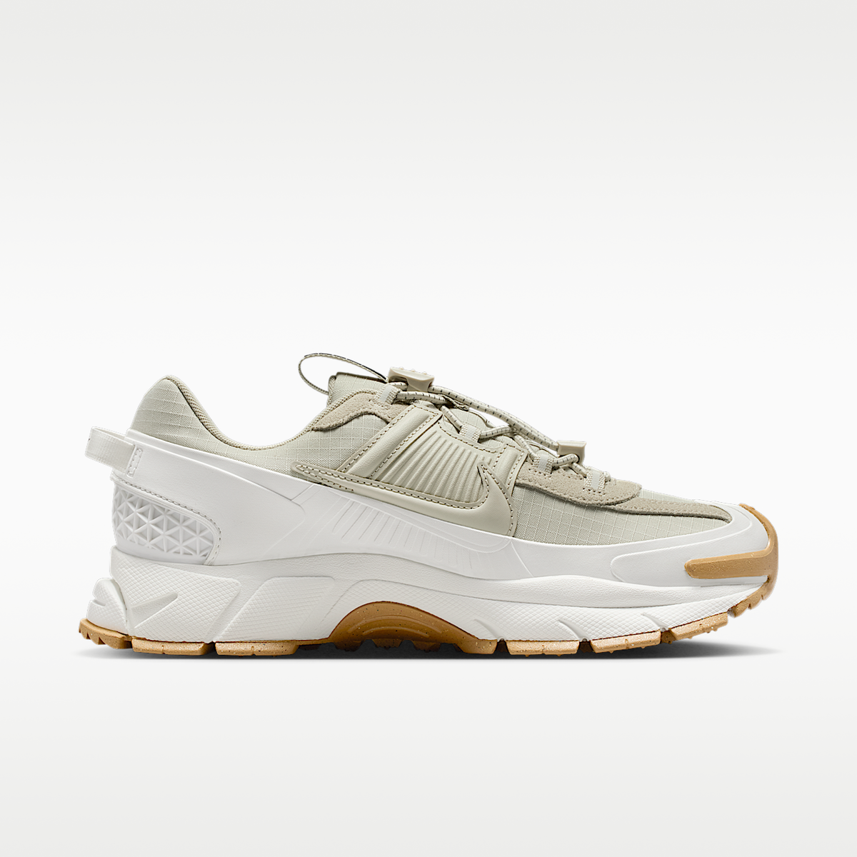 Nike Zoom Vomero Roam Women's Shoes HQ2181