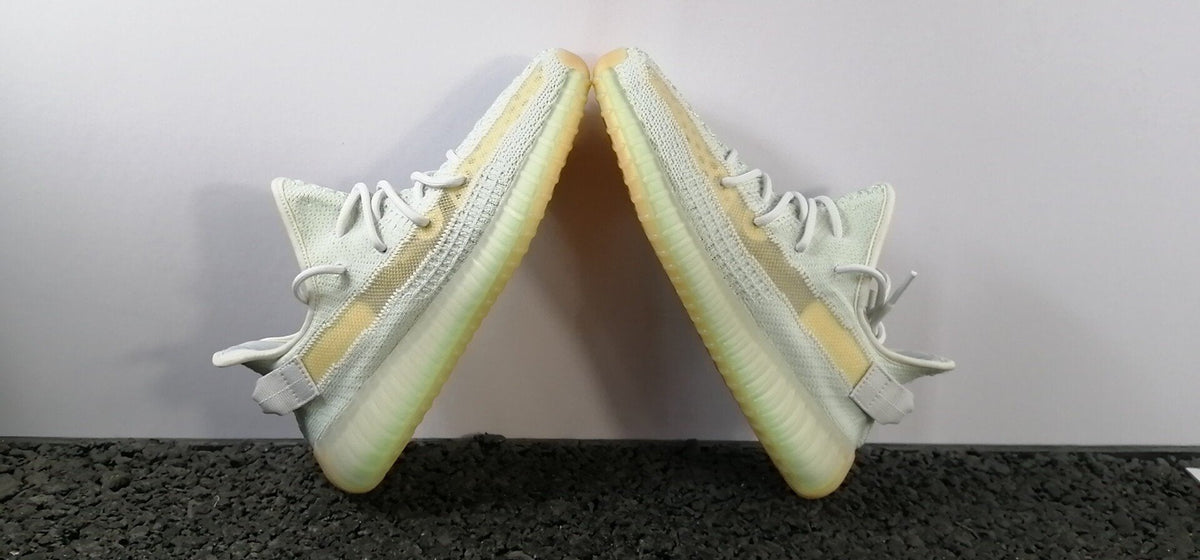 Yeezy Boost 350 V2 Hyperspace YZ350 Edition
