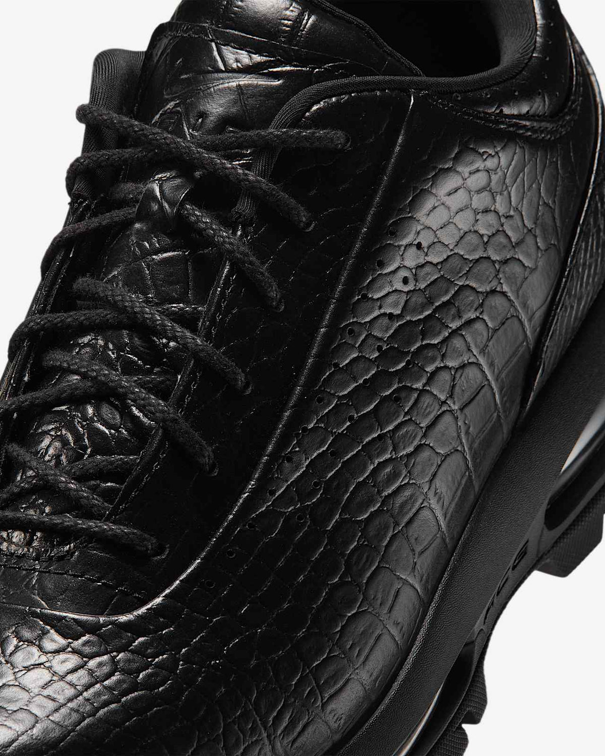 Nike Air Max Goadome Low Men's Shoes IV4517-001