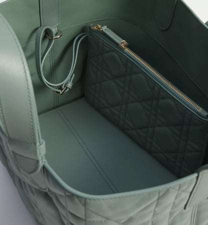 Medium Toujours Bag