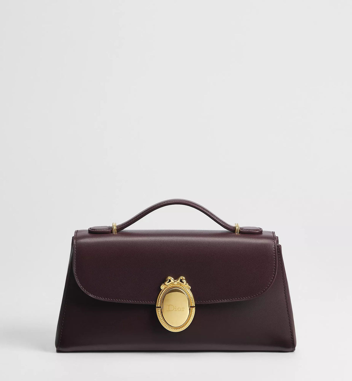 Médaillon Pouch Shoulder Bag