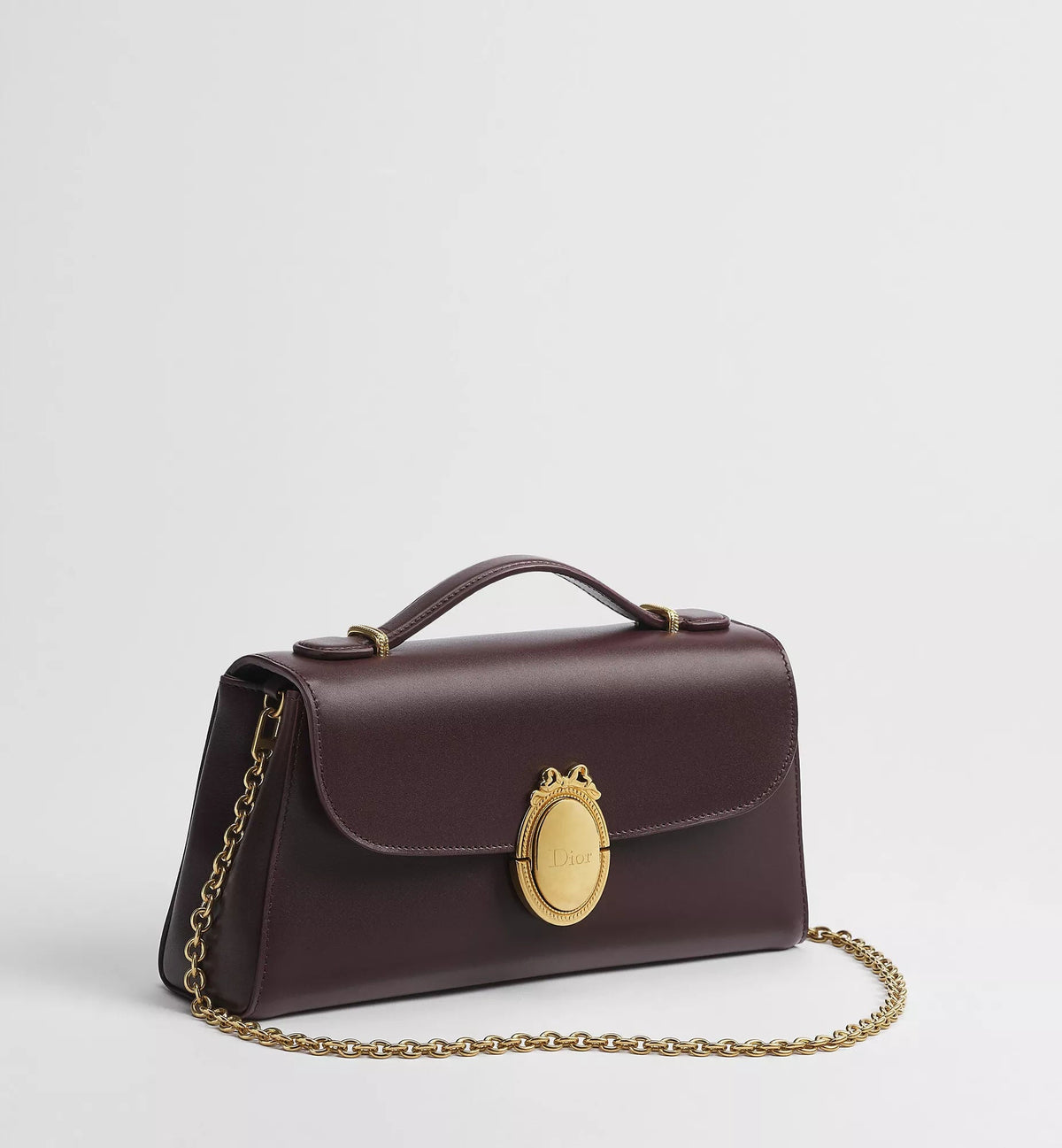 Médaillon Pouch Shoulder Bag
