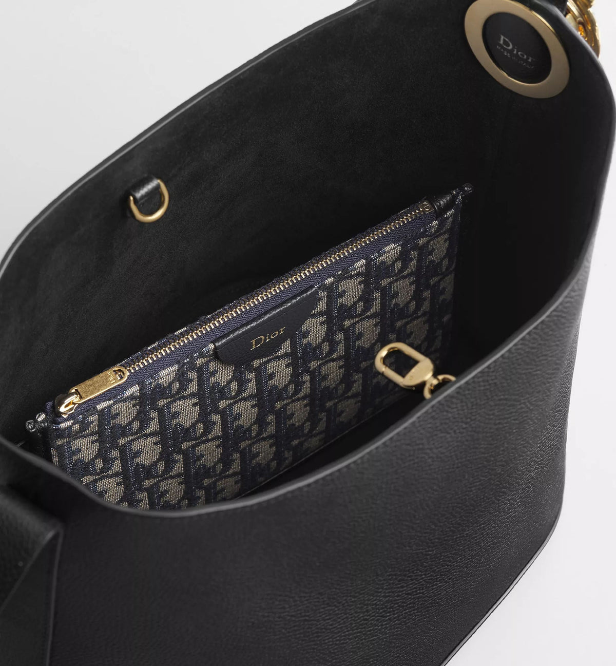 Medium Médaillon Bucket Bag