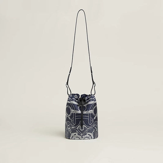Women's Lassoie Bag With Eperon D'Or Bandana And Swift Calfskin Drawstring Closure