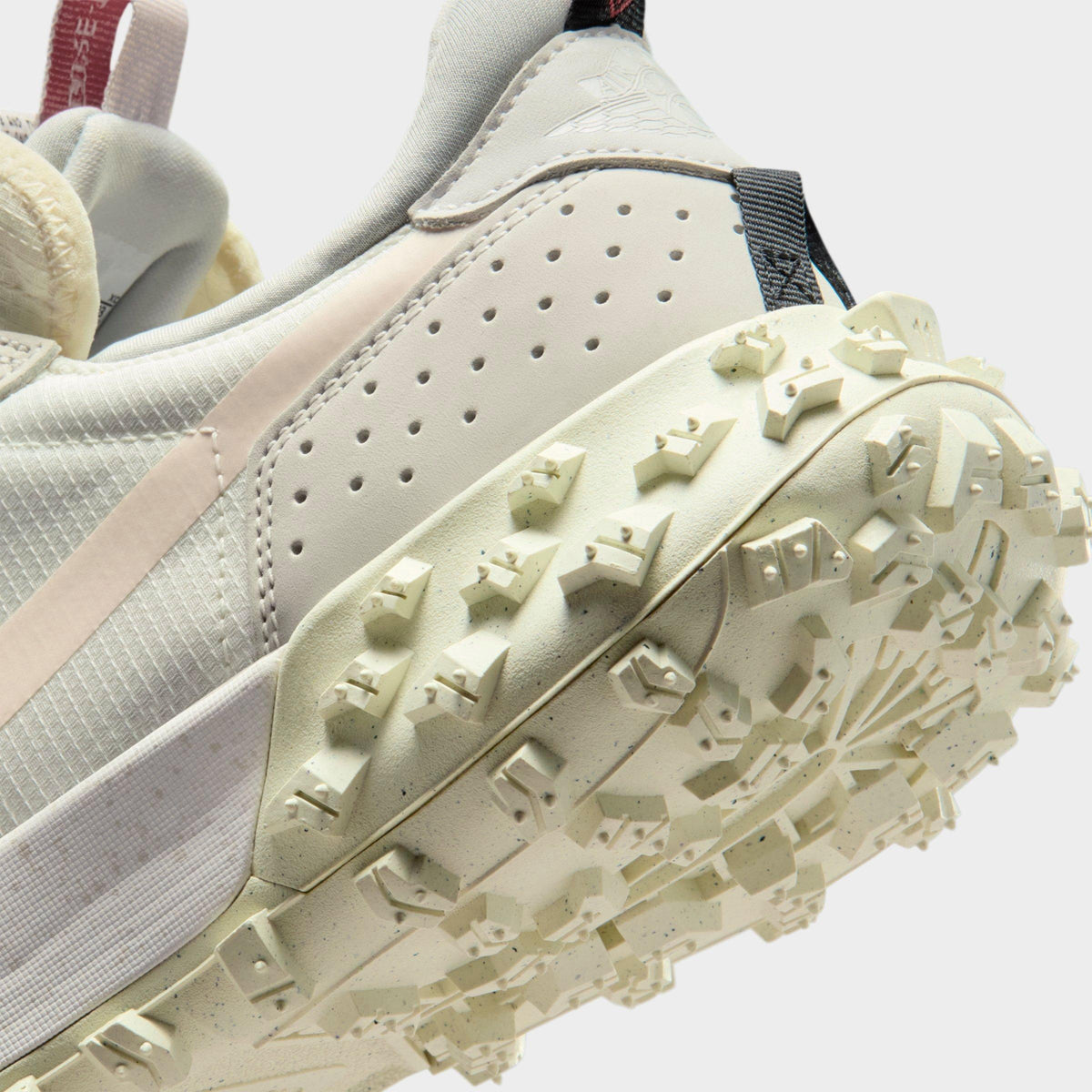 Men Air 1 Low A/T GORE-TEX Casual Shoes