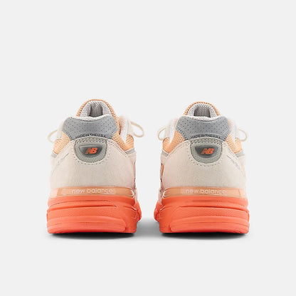 Unisex 990v4 Lifestyle Sneakers