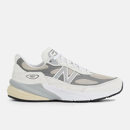 Unisex 990v6 Lifestyle Sneakers