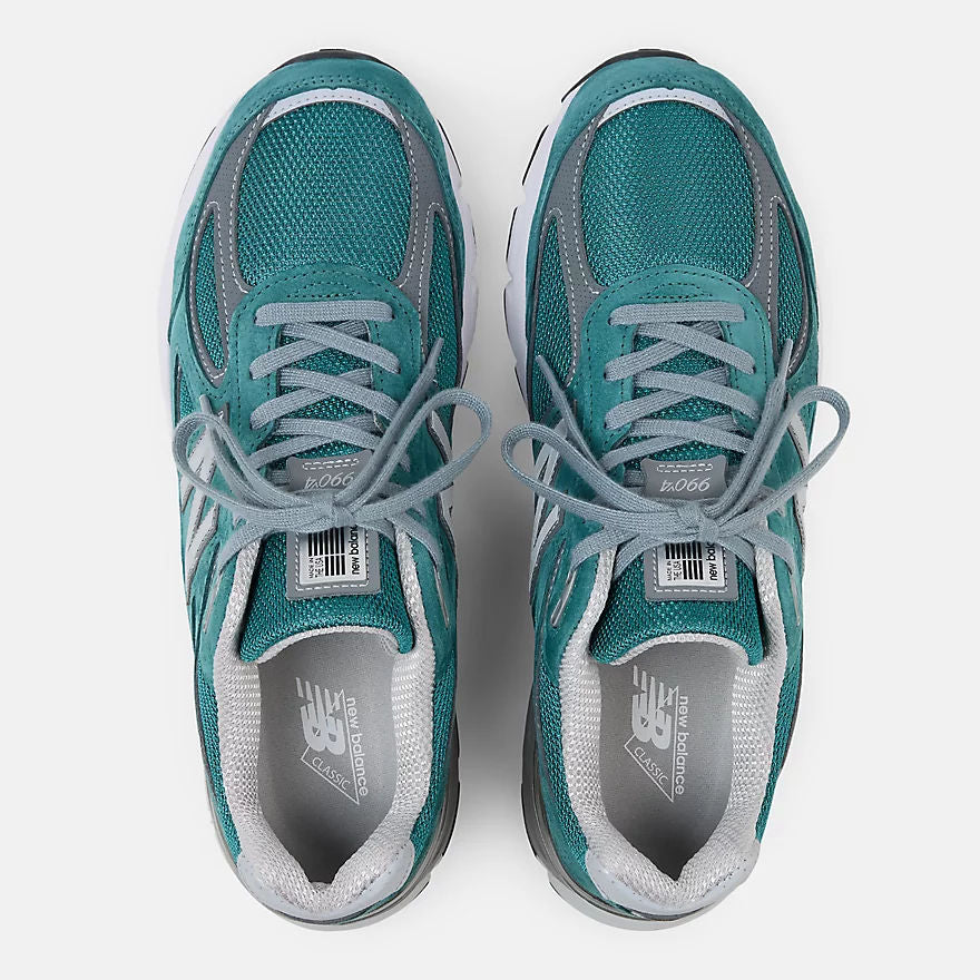Unisex 990v4 Lifestyle Sneakers