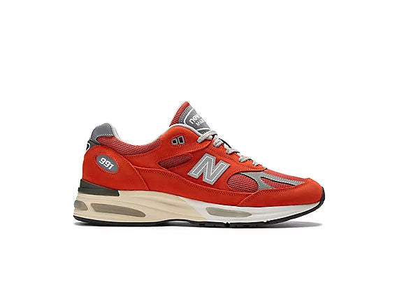 Unisex 991v2 Lifestyle Sneakers