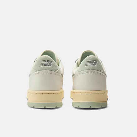 Unisex 950 Lifestyle Sneakers