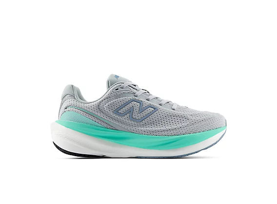Women's 1080v15 Running Shoes