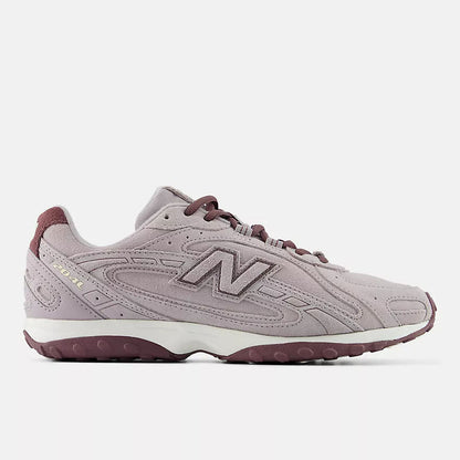 Unisex 204L Lifestyle Sneakers