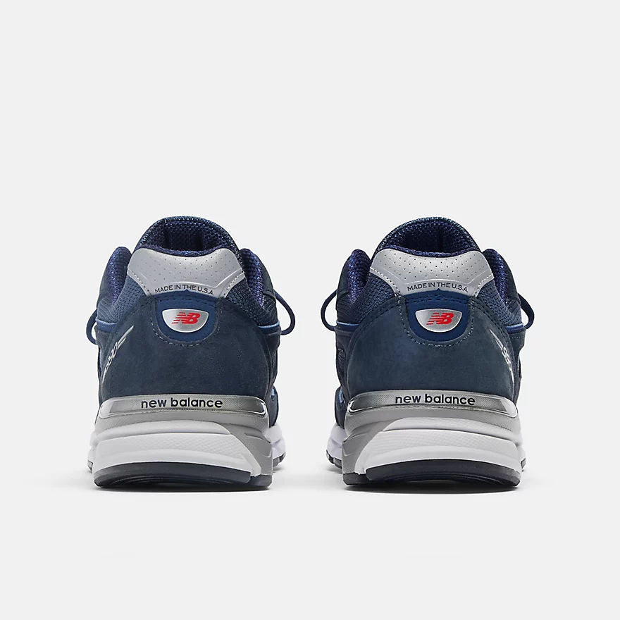 Unisex 990v4 Lifestyle Sneakers