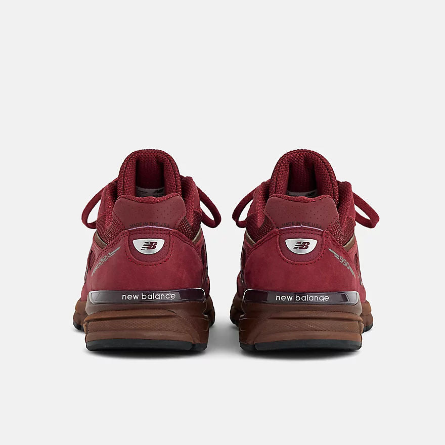 Unisex 990v4 Lifestyle Sneakers