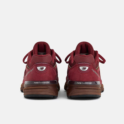 Unisex 990v4 Lifestyle Sneakers