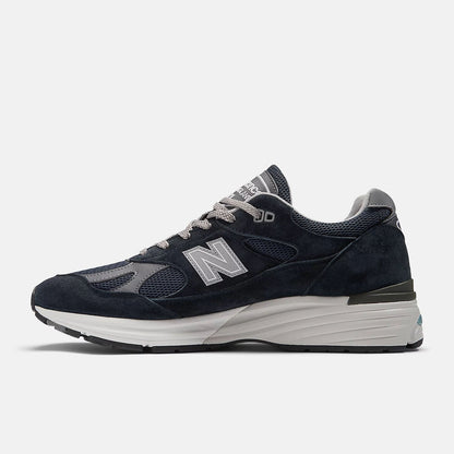 Unisex 991v2 Lifestyle Sneakers