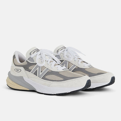 Unisex 990v6 Lifestyle Sneakers
