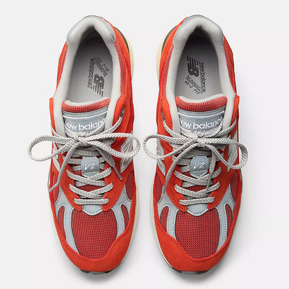 Unisex 991v2 Lifestyle Sneakers