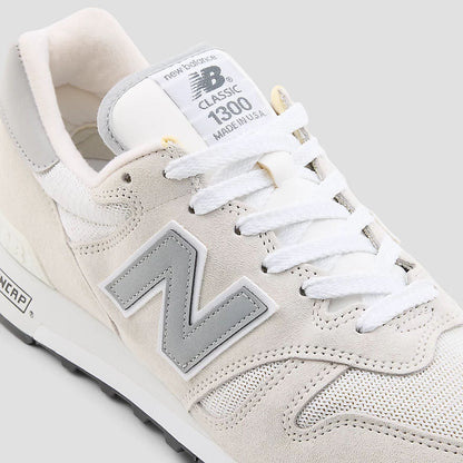 Unisex 1300 Lifestyle Sneakers