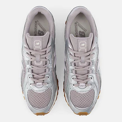 Unisex 204L Lifestyle Shoes