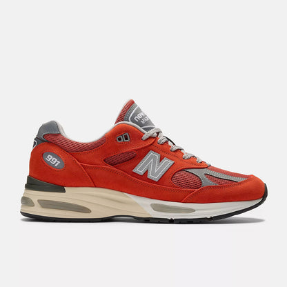 Unisex 991v2 Lifestyle Sneakers
