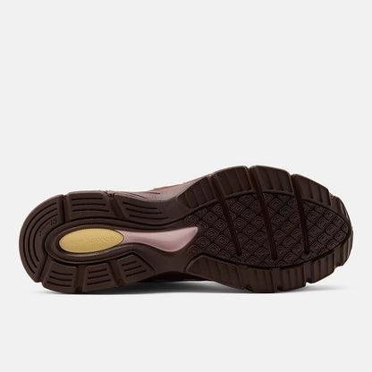 Unisex 990v4 Lifestyle Sneakers