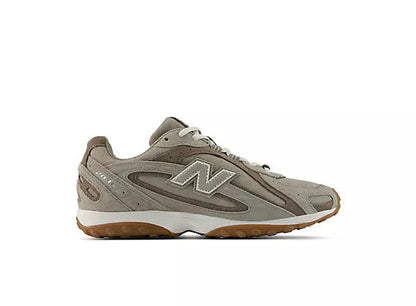 Unisex 204L Lifestyle Sneakers