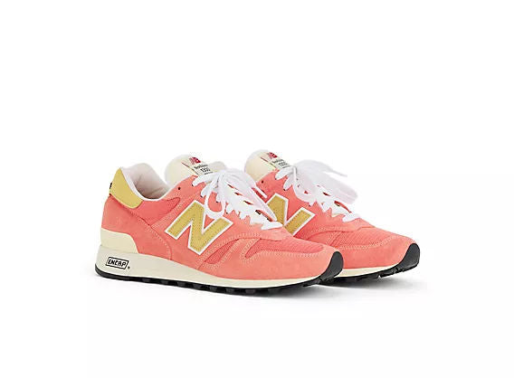 Unisex 1300 Lifestyle Sneakers